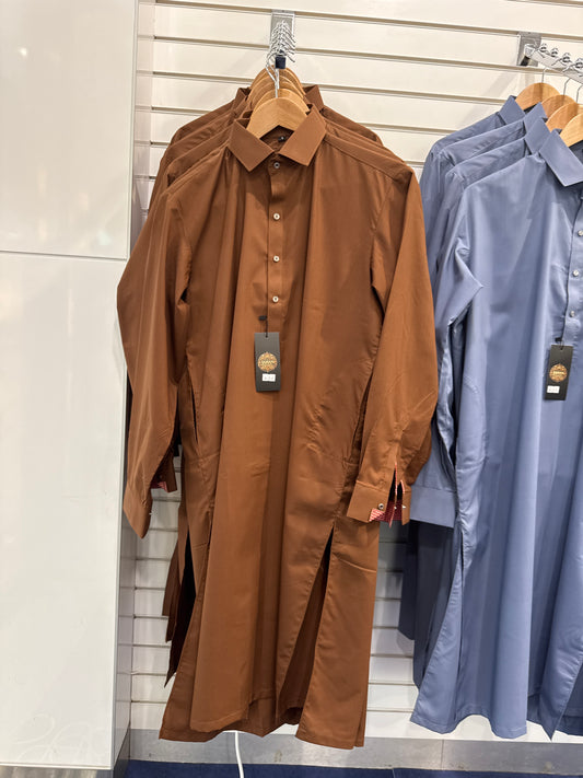 Men Brown Kameez Shalwar